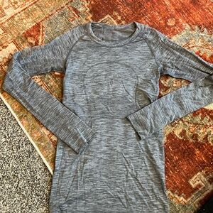 Lululemon swiftly Tech size 4